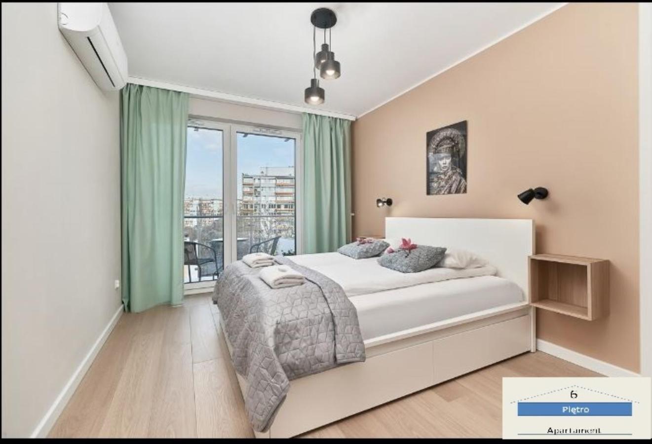 Szóste piętro Apartman Wrocław Kültér fotó