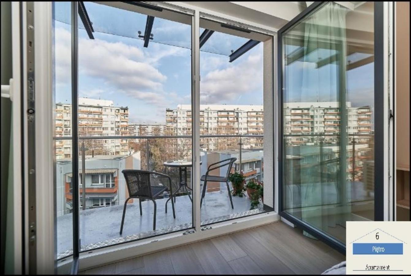 Szóste piętro Apartman Wrocław Kültér fotó