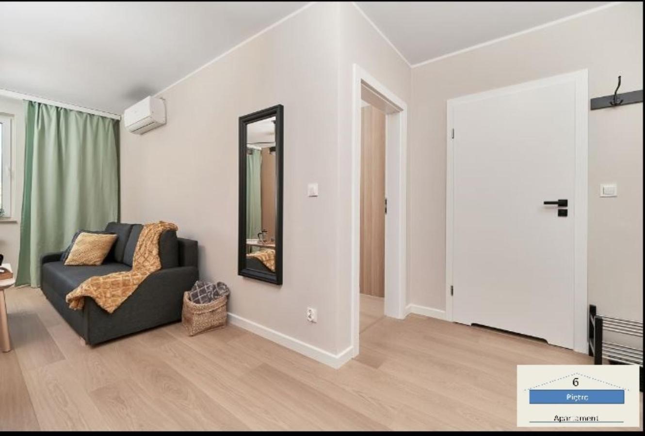 Szóste piętro Apartman Wrocław Kültér fotó